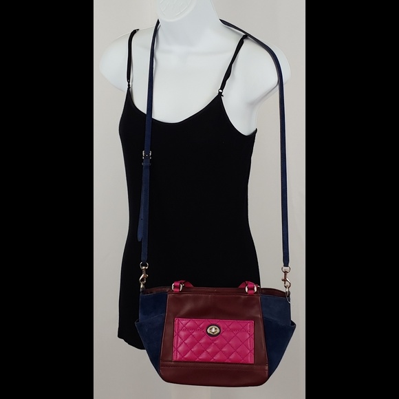 Coach Handbags - Coach K1320-F49865 CrossBody Purse